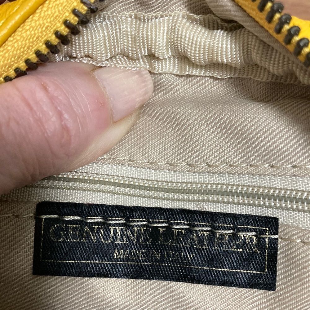 Italian Leather Bum Bag in Yellow Stitched design on front / gunmetal hardware. - Picture 7 of 13